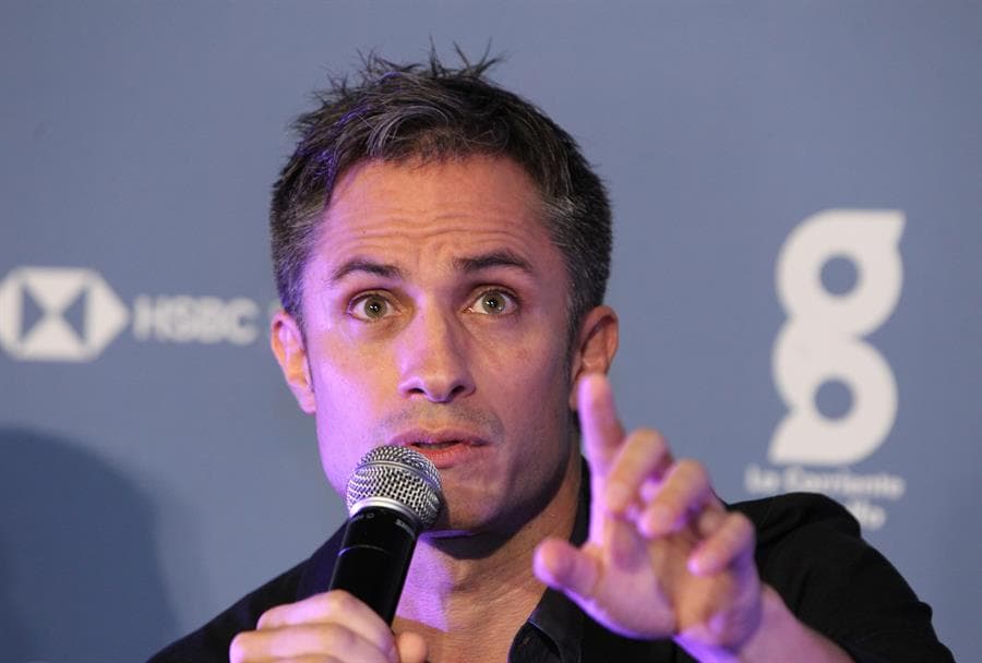 El actor mexicano Gael García Bernal participa en una conferencia de prensa. Foto: EFE.