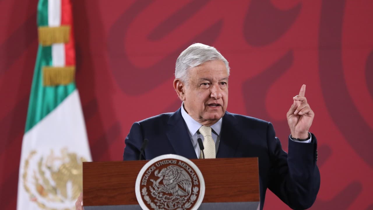 AMLO propone consulta popular sobre despenalización del aborto