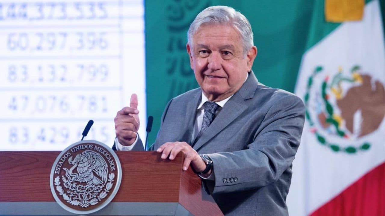 AMLO durante su conferencia de prensa