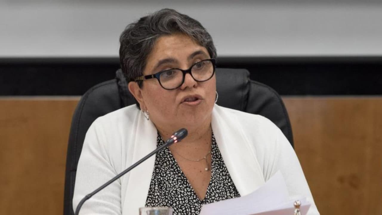 Empresa de combustible en buque quiso entra al país de contrabando