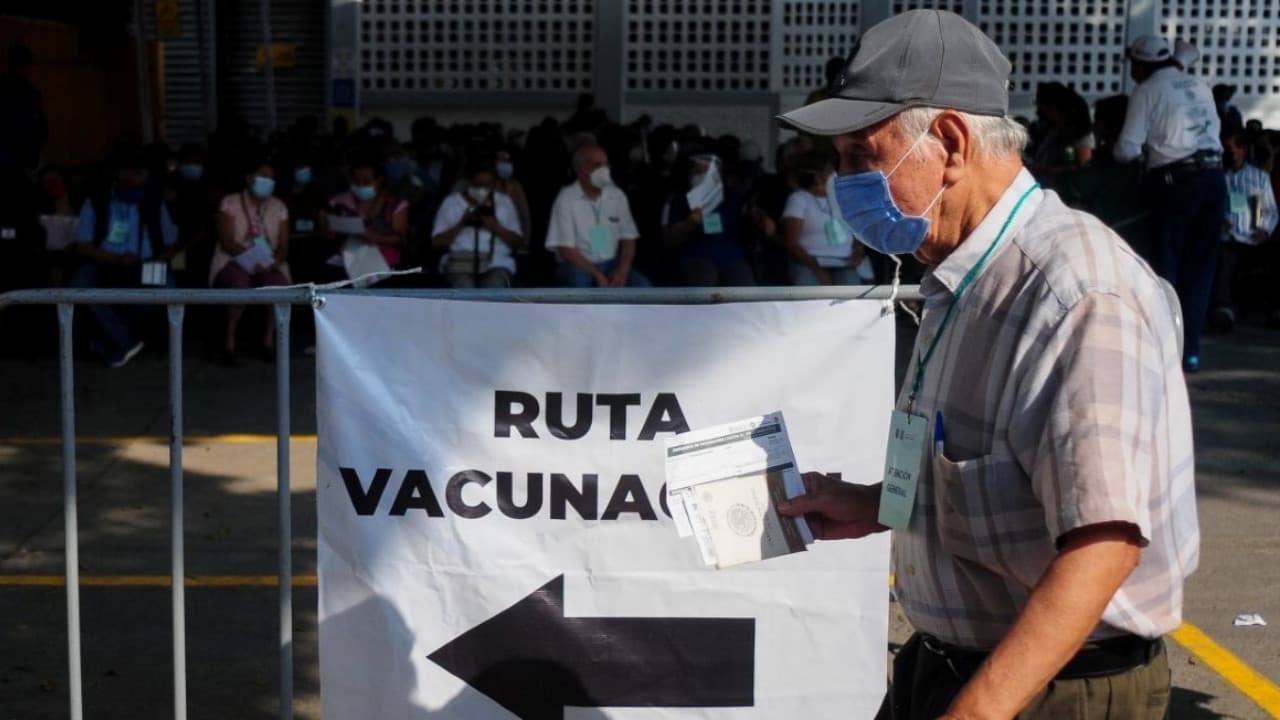 Segunda dosis para adultos de 50 a 59 años