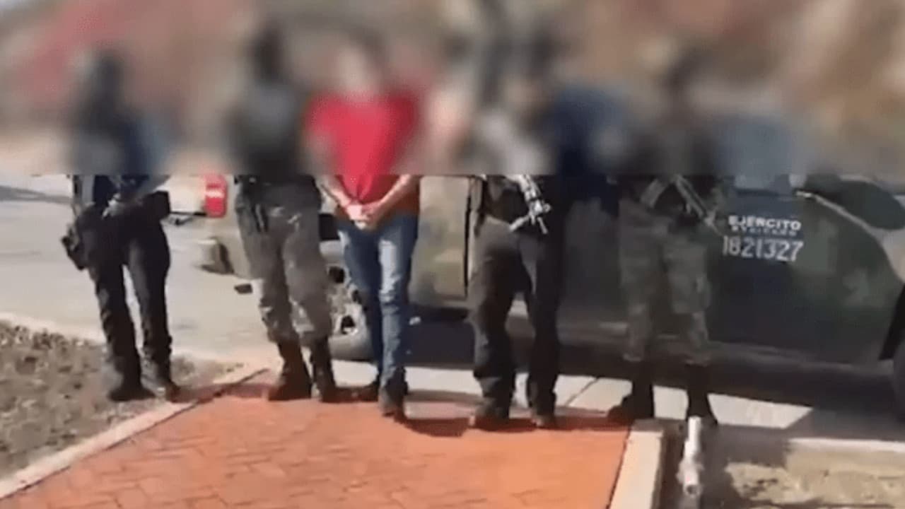 Capturan a El Johnny, presunto líder de Los Rojos