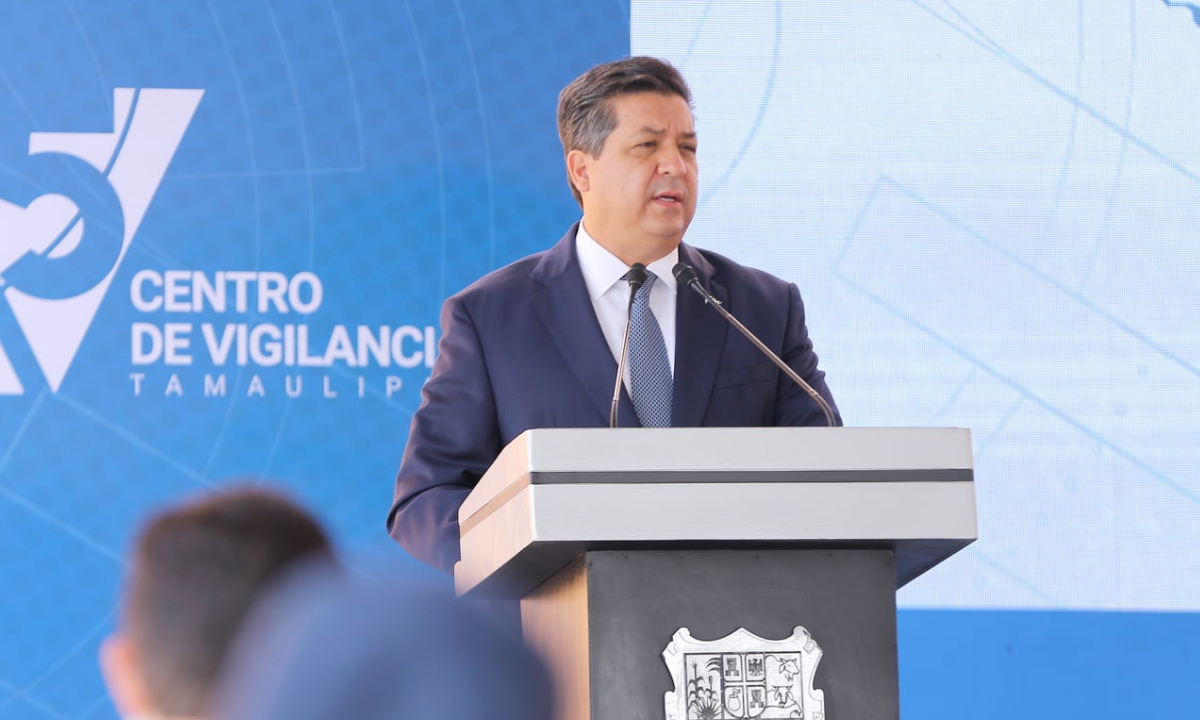 Cabeza de Vaca dio contratos a cercanos a Calderón