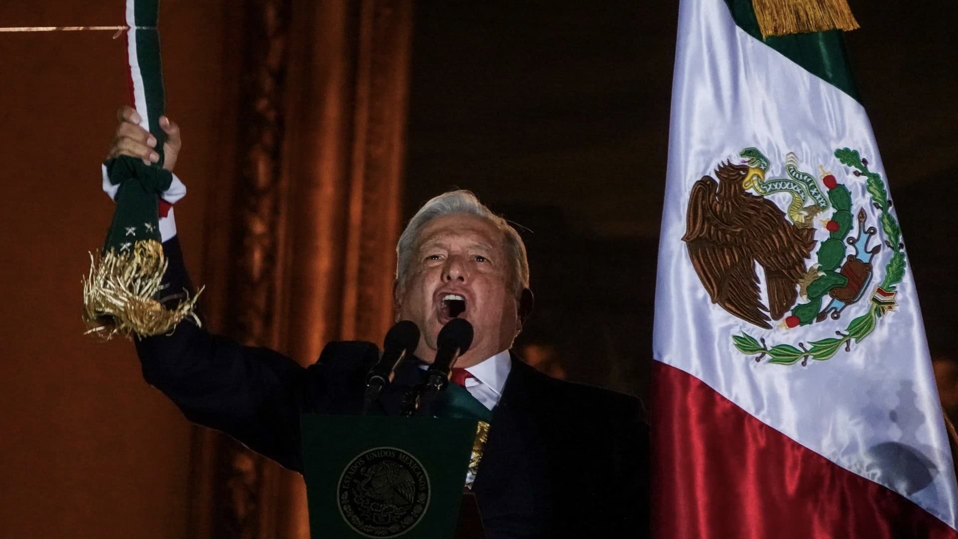 muera la corrupción grito AMLO