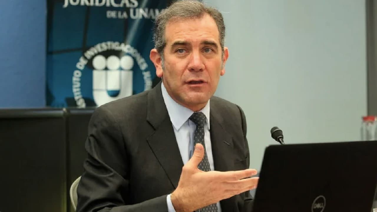 LORENZO CORDOVA VIAJES