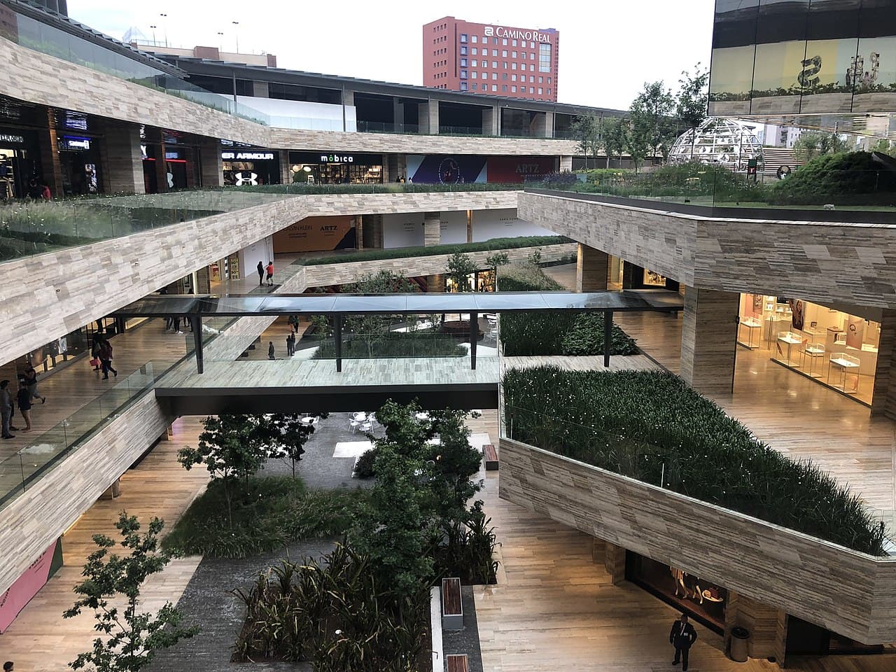 Centro comercial Artz Pedregal. Foto: Keizers