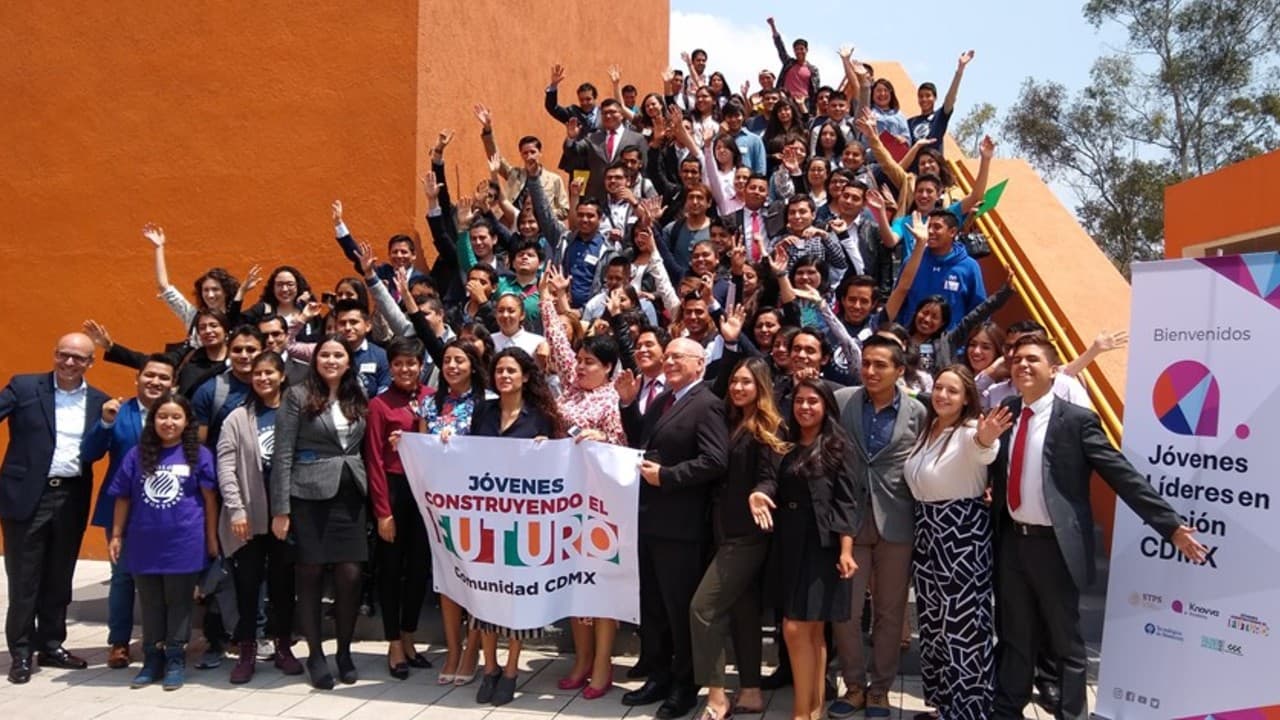 Jóvenes Construyendo el Futuro