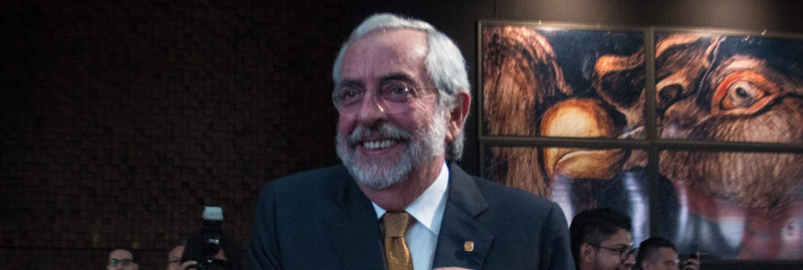 El rector Enrique Graue es egresado de la Facultad de Medicina • Foto: Cuartoscuro/Archivo