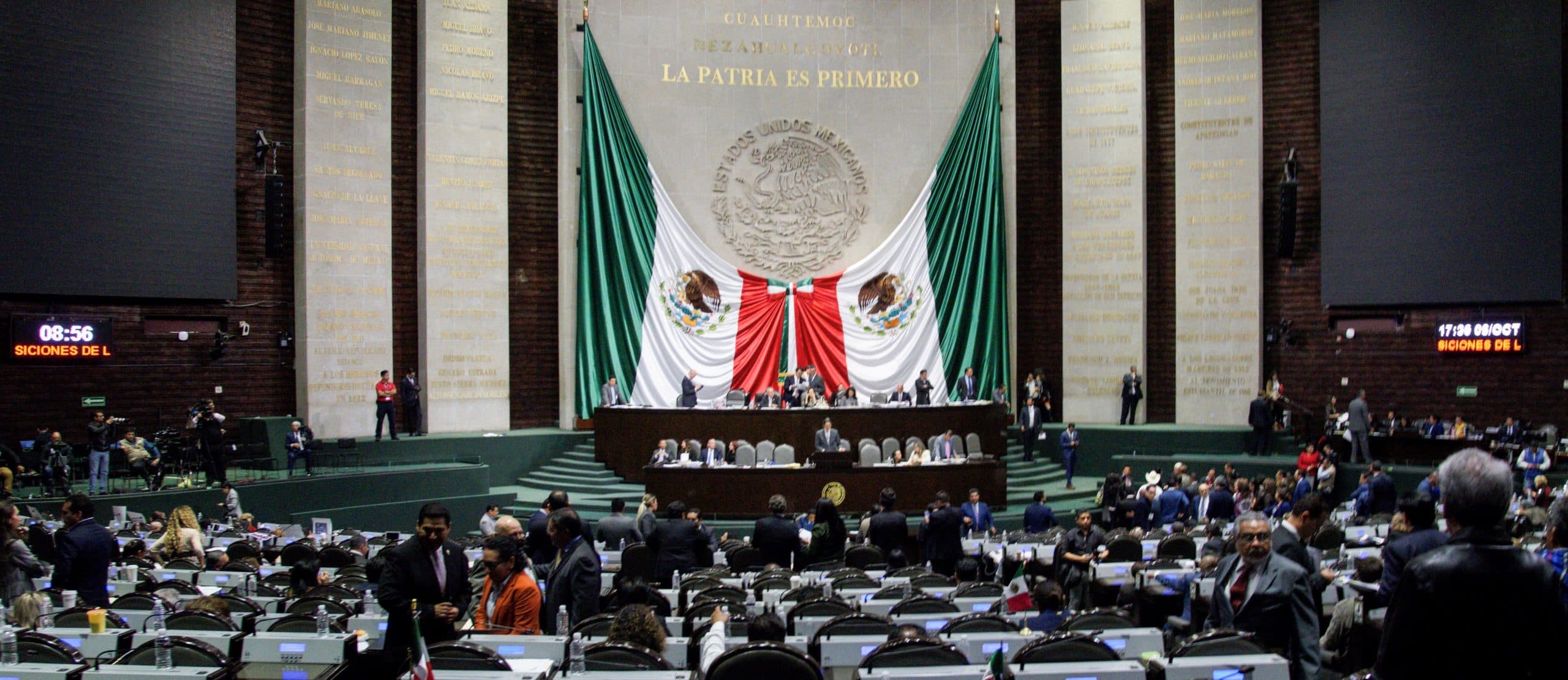 La Cámara de Diputados durante la sesión ordinaria en la que fue discutido el dictamen de la nueva ley, el pasado 8 de octubre • Foto: Mario Jasso / Cuartoscuro
