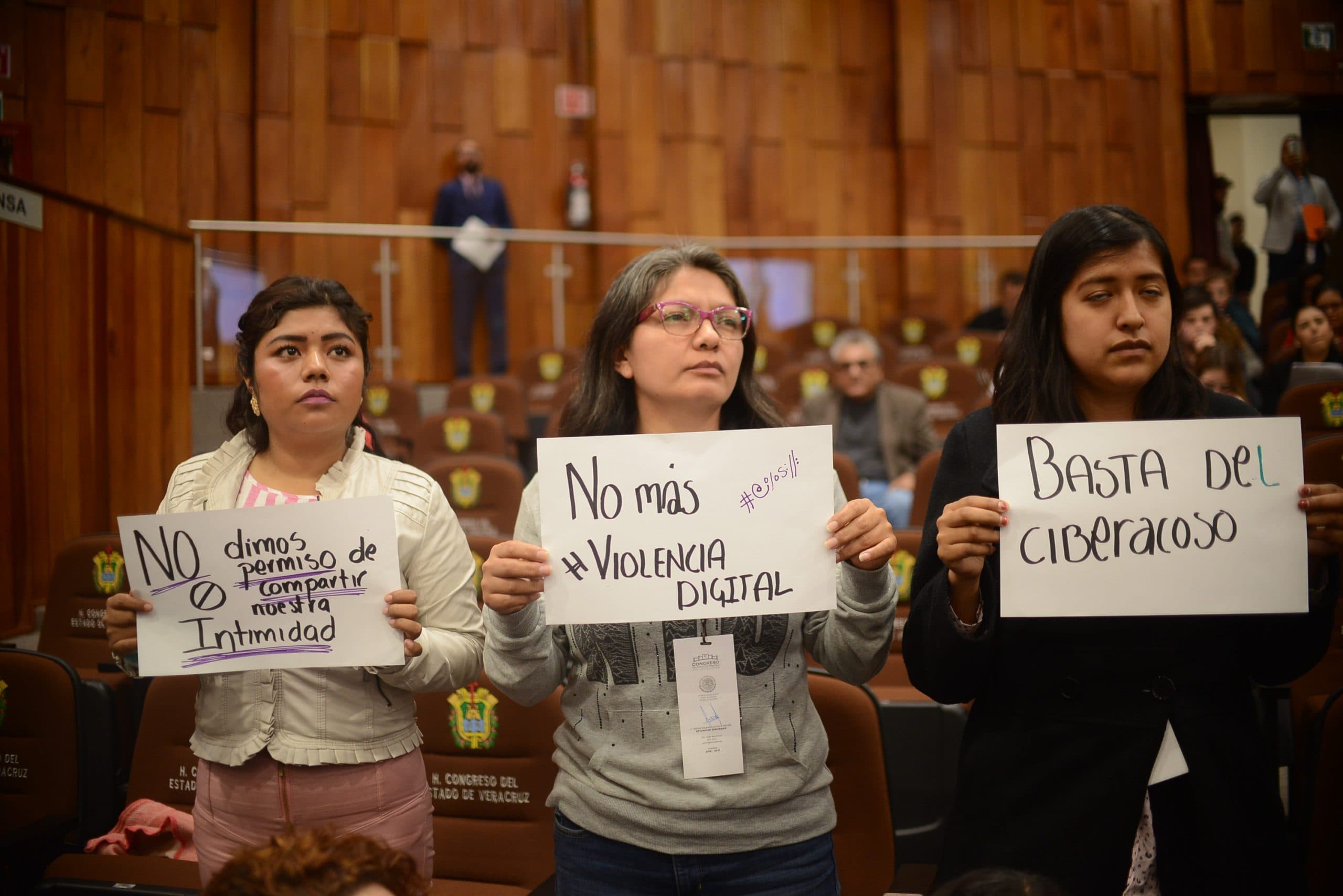 Mujeres en una protesta en el Congreso de Veracruz, en enero pasado • Foto: Alberto Roa/Cuartoscuro