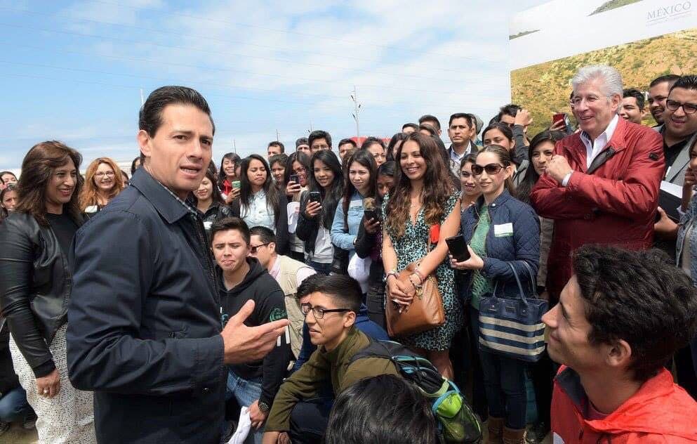 El expresidente Enrique Peña Nieto y su excolaborador en la SCT, Gerardo Ruiz Esparza - Foto: @gruizesp