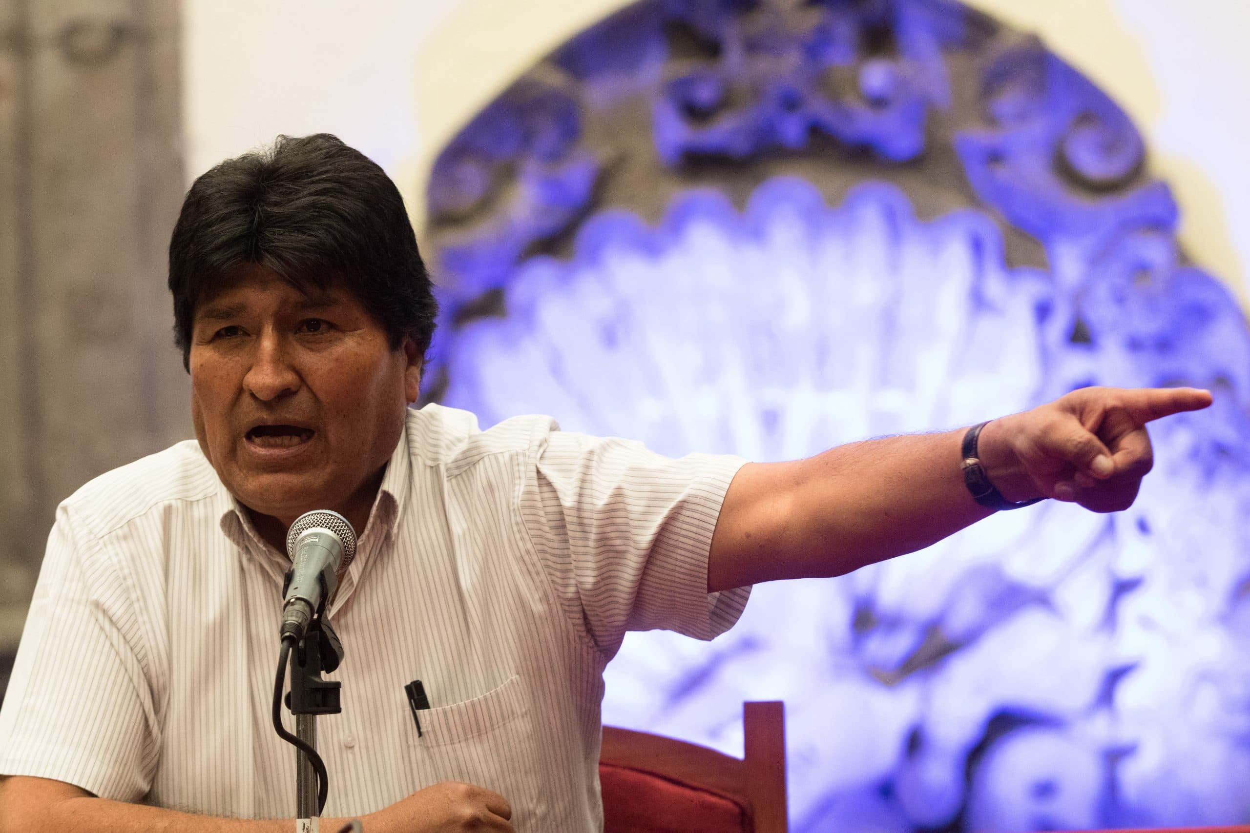 Evo Morales renunció a la presidencia de Bolivia el 10 de noviembre, presionado por el Ejército y la policía, ante la crisis generada tras su triunfo para un cuarto mandato en las elecciones del 20 de octubre, cuestionado por acusaciones de fraude • Foto: Archivo/Cuartoscuro