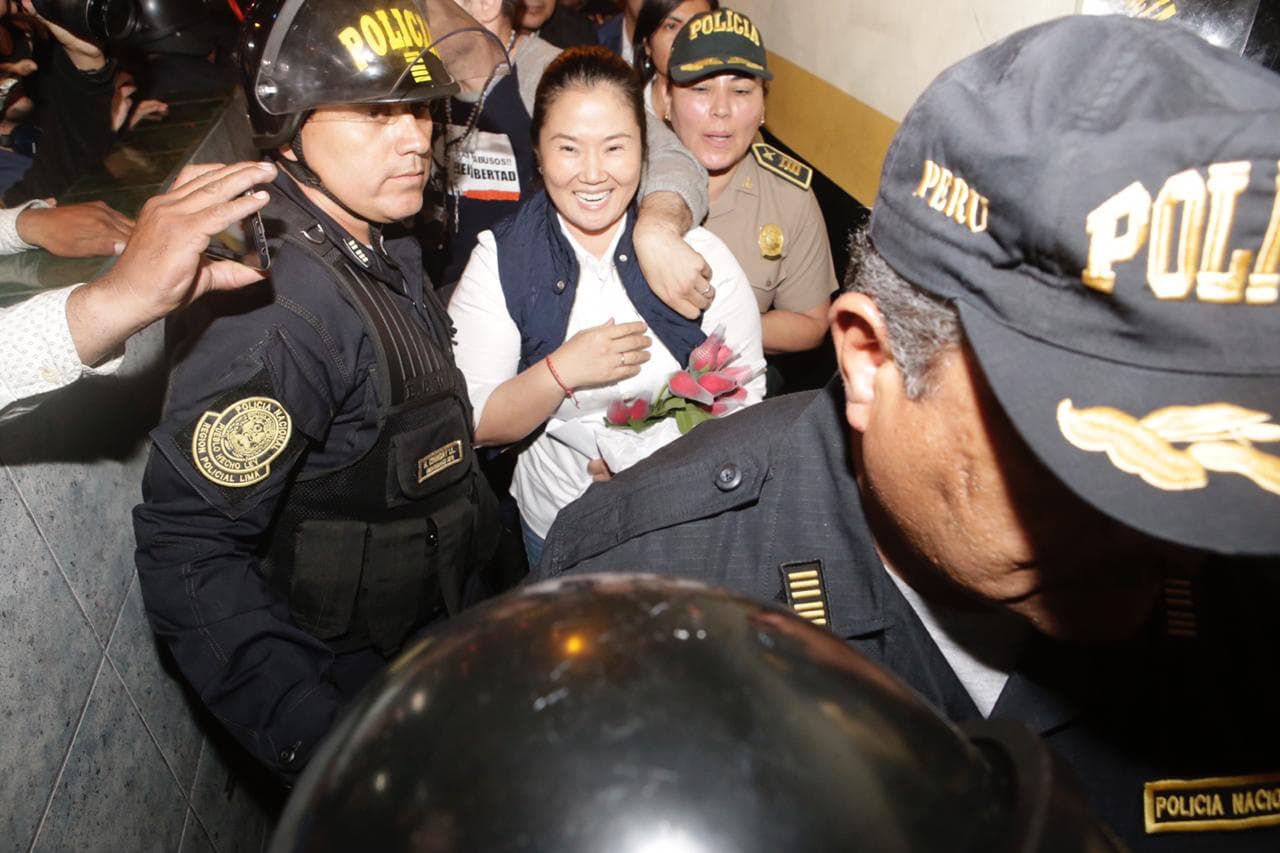 Keiko Fujimori, lideresa del partido Fuerza Popular, pasó un año y un mes en prisión • Foto: @ExpressoPeru