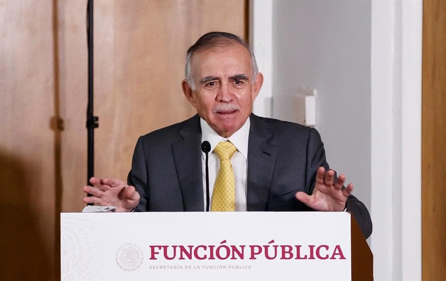 El jefe de la Oficina de la Presidencia de México, Alfonso Romo. Foto: EFE.