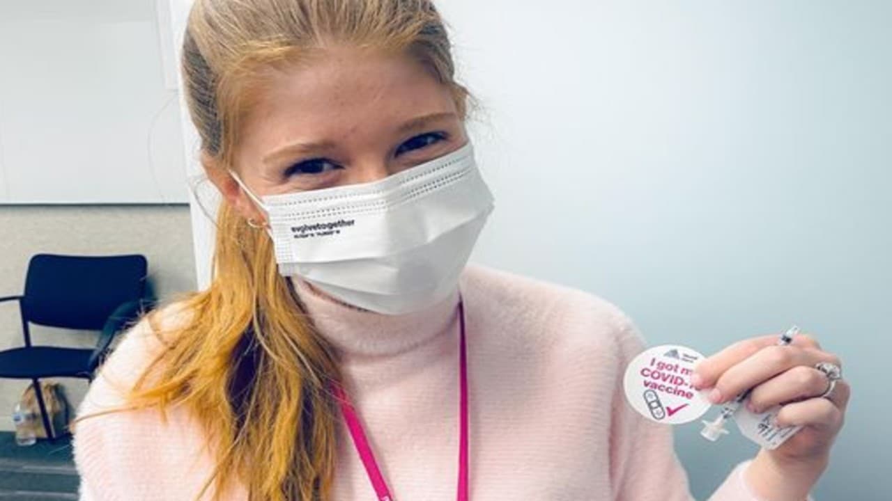 Jennifer K. Gates - Vacuna COVID-19