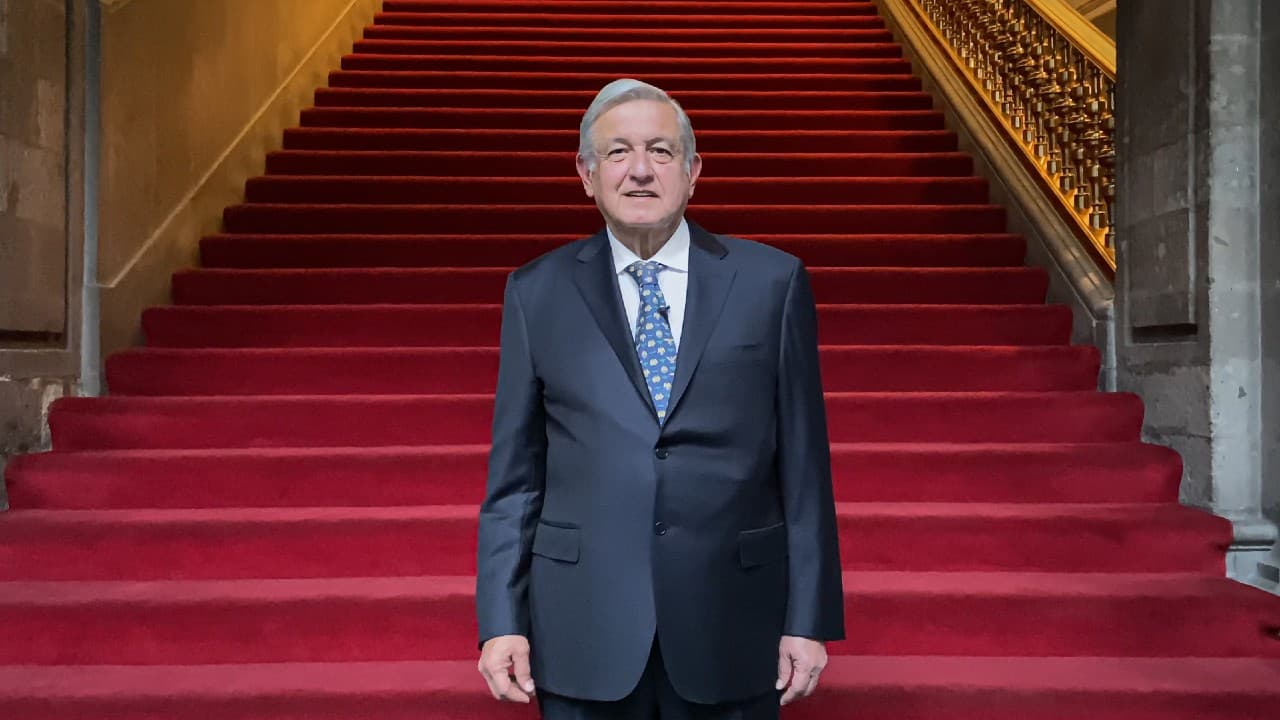 AMLO vence al COVID-19; da negativo a prueba