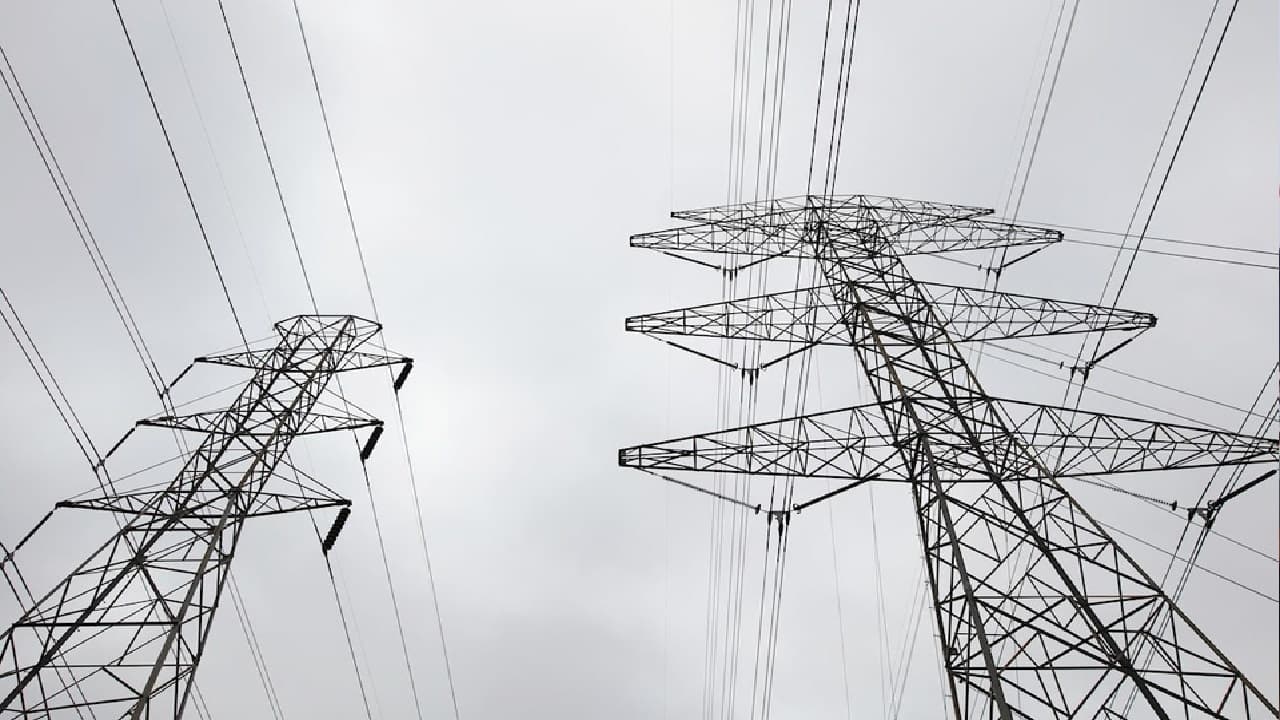 Confederación Patronal revisa reforma Ley Eléctrica