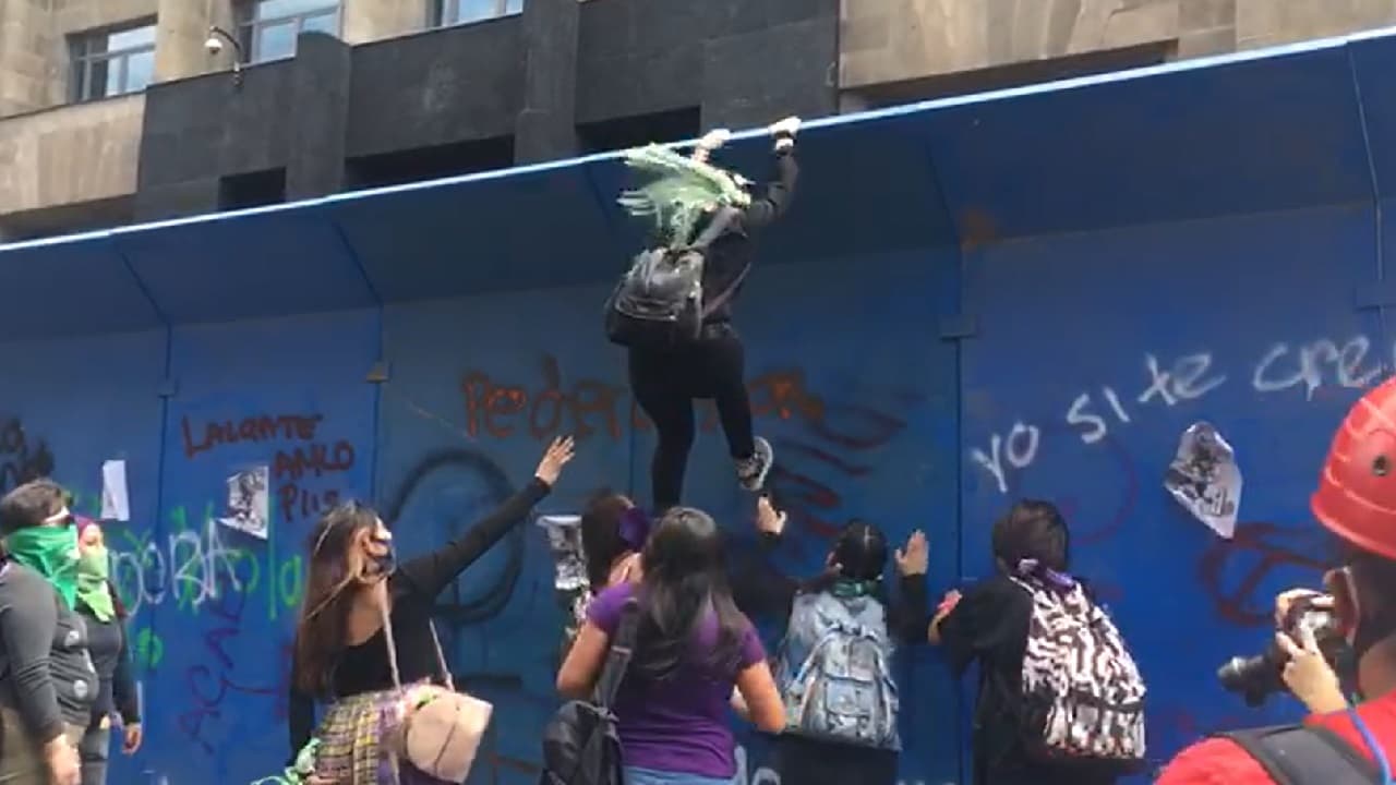 No hubo represión en marcha: AMLO