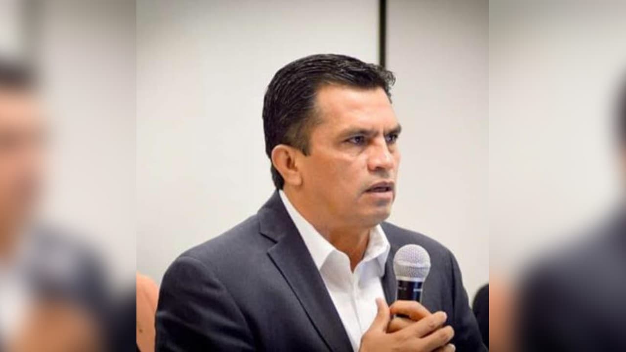 VIDEO: Diputado del PAN dice que puede gastar dinero público en 'putas'