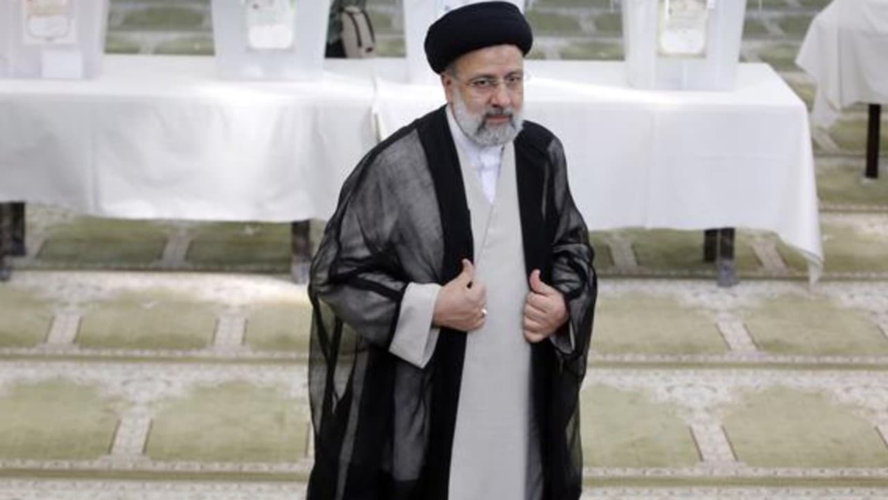 Acusan a líder de Irán Ebrahim Raisi