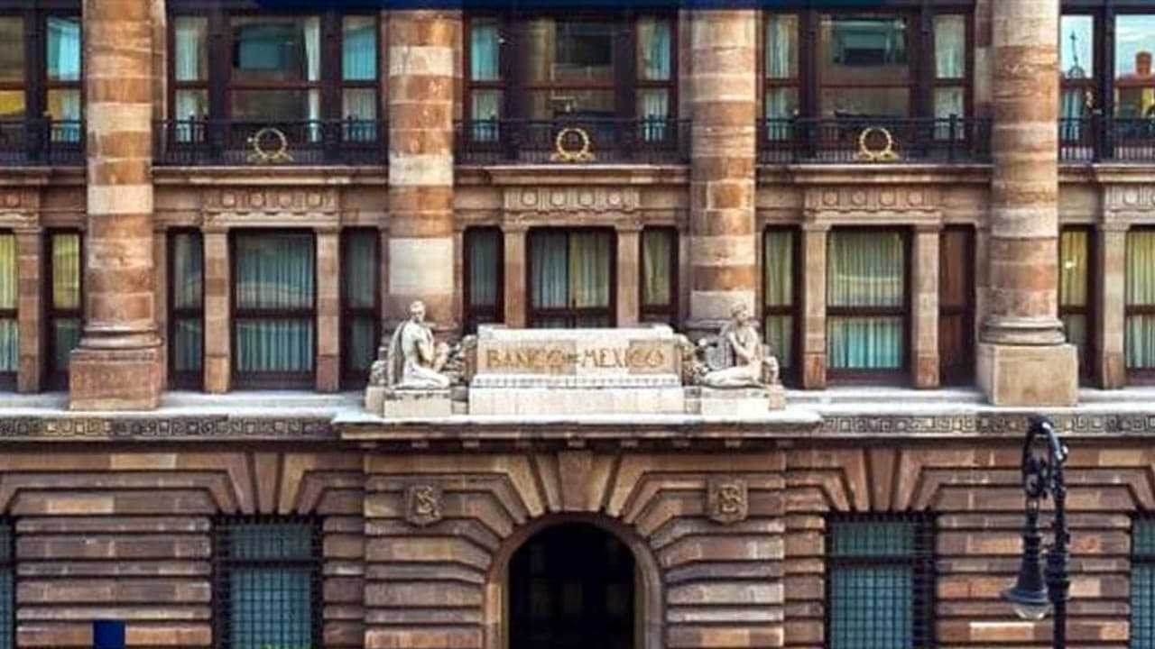 Banco de México mejora sus proyecciones de crecimiento