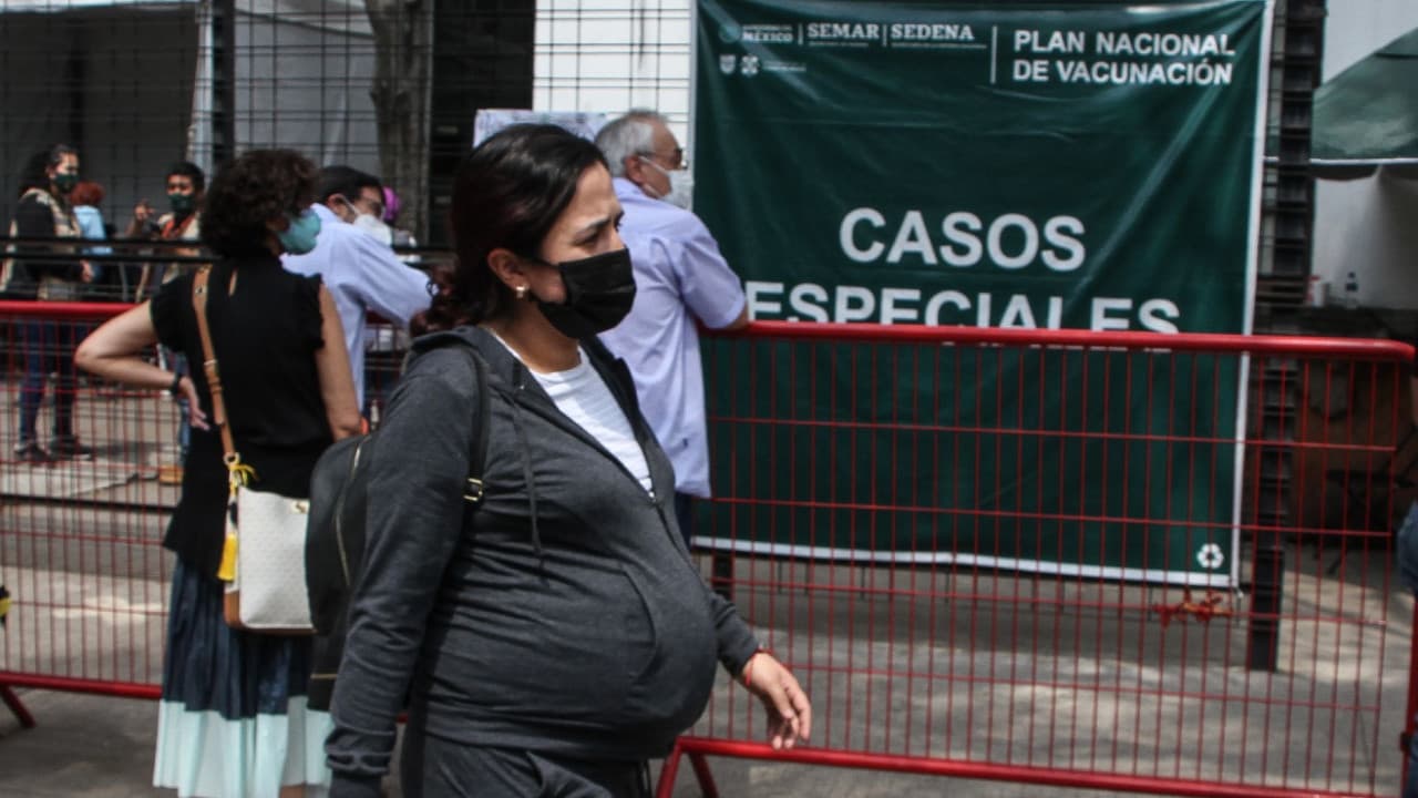 Mujeres embarazadas en riesgo ante el covid-19