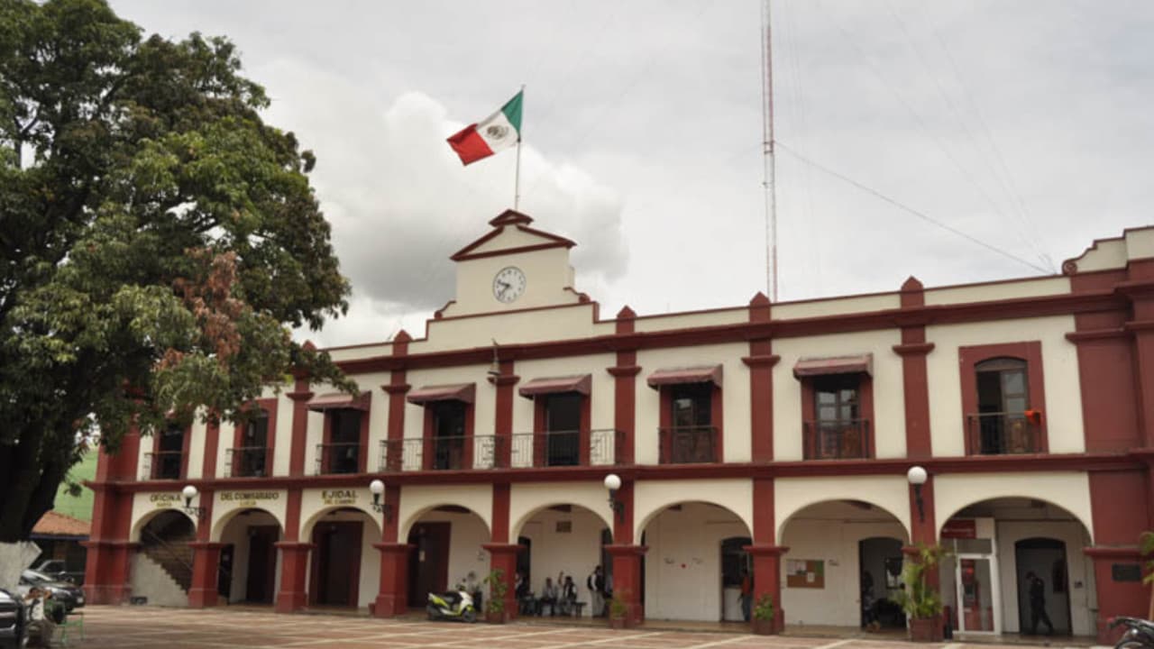 Santa Lucía, municipio de Oaxaca, se declara en rojo