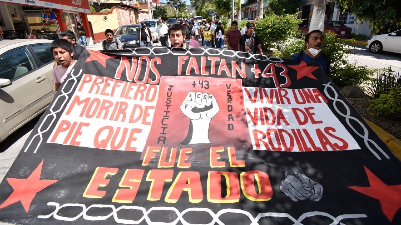 normalistas de ayotzinapa desaparecidos
