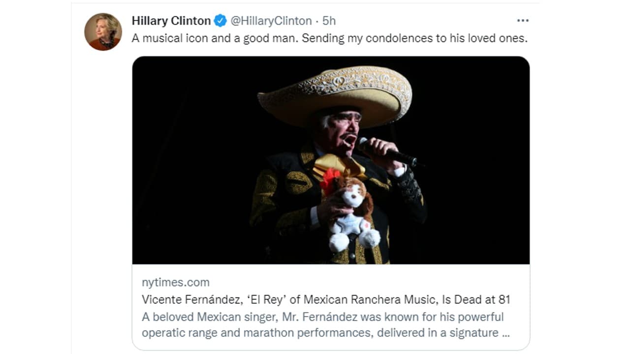Hillary Clinton, envió sus condolencias a la familia de Vicente Fernández