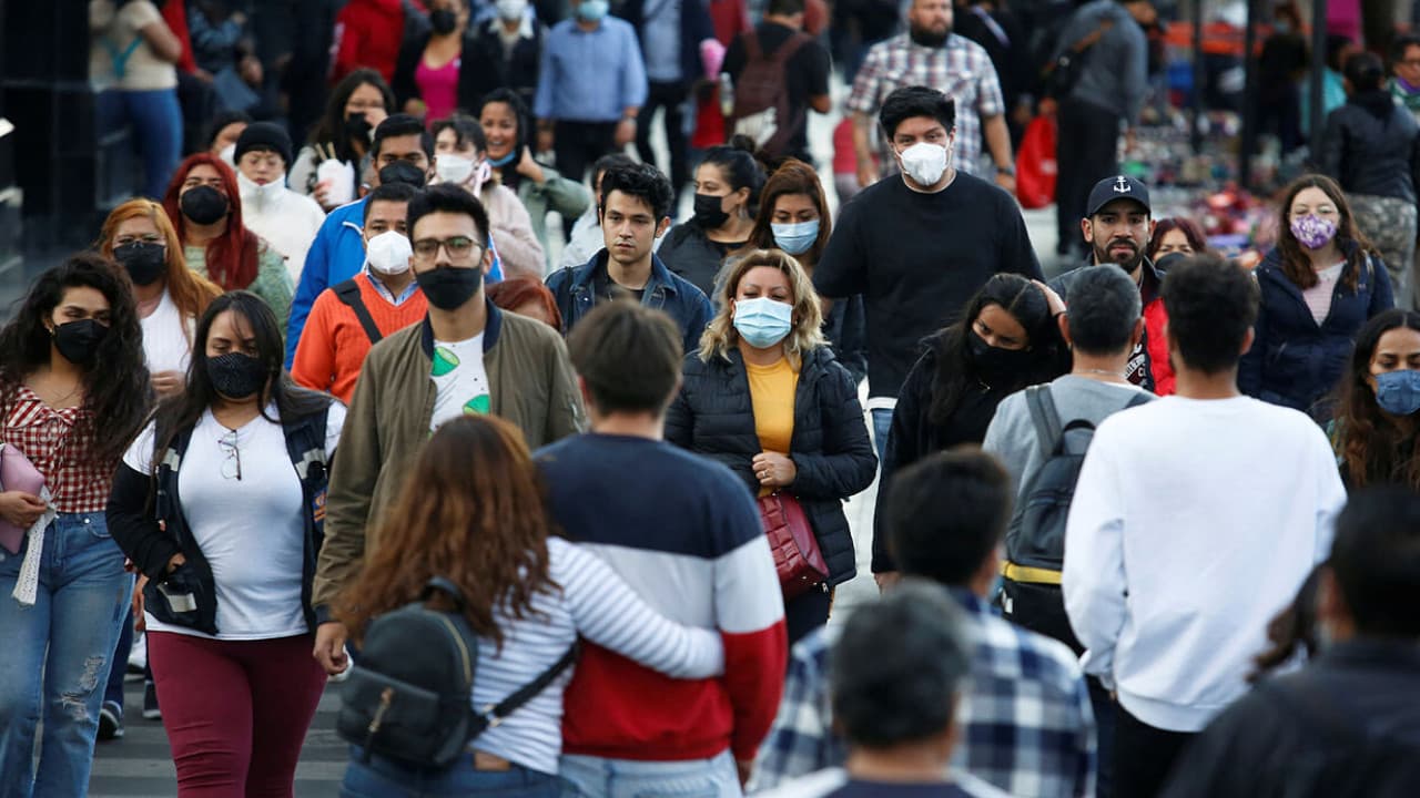 México suma tres meses con descenso de covid-19: López-Gatell