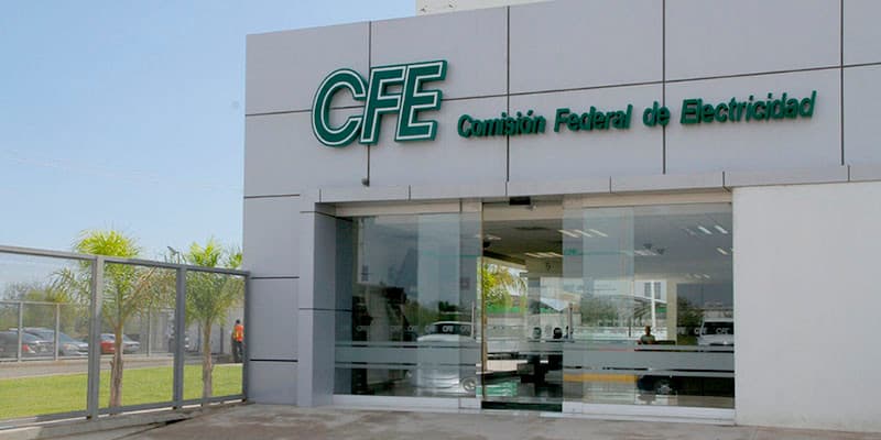 Diputados del PAN denuncian presuntas irregularidades en contratos de la CFE