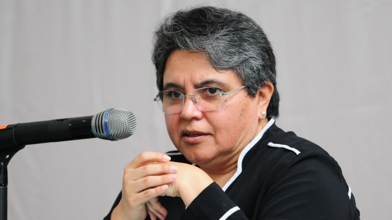 Raquel-Buenrostro-datos-SAT