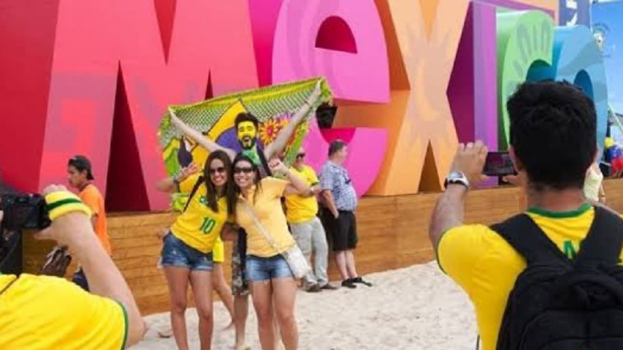 México anunció que volverá a solicitar visa física a los turistas de Brasil
