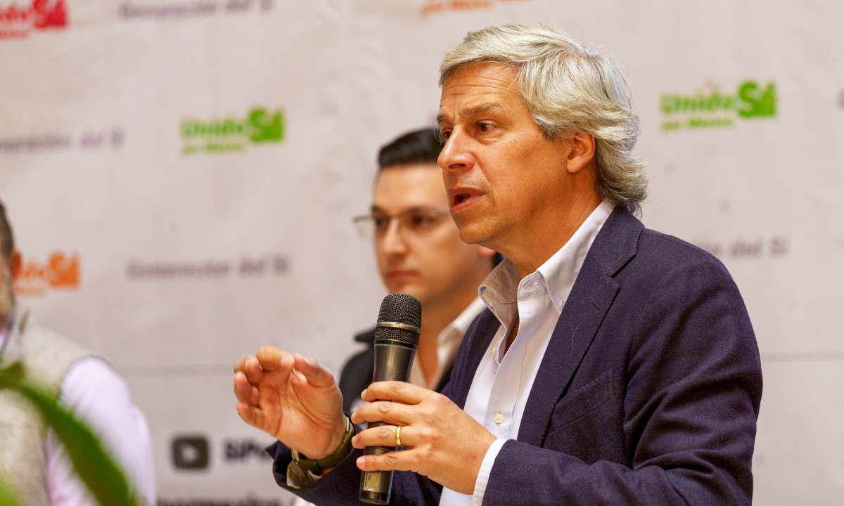 Claudio X. González