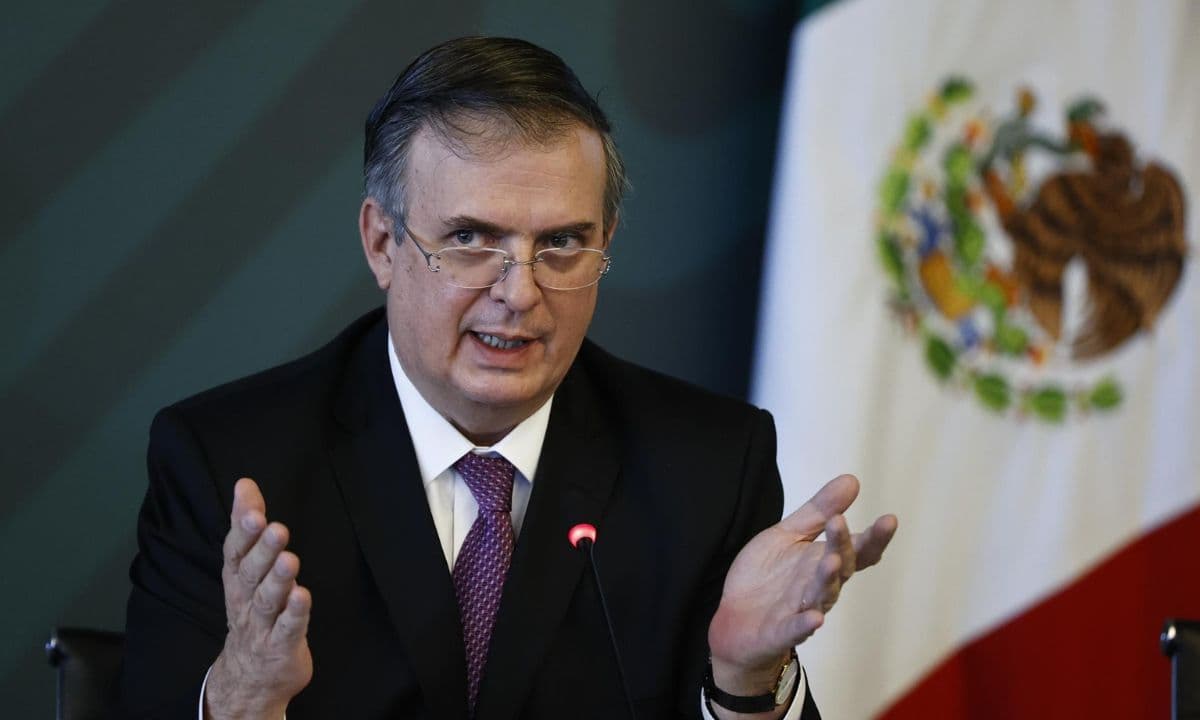 Marcelo Ebrard señalado por fraudes en 1990.