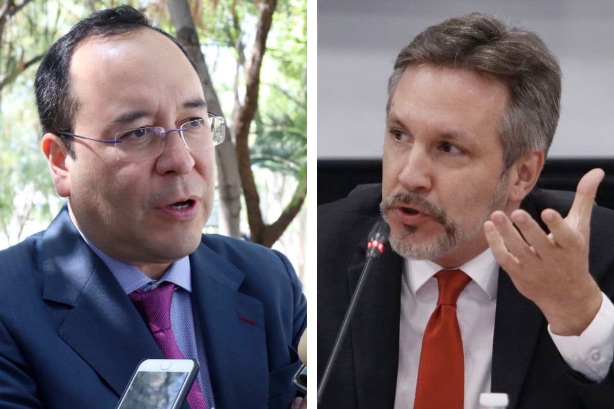 (i) Ciro Murayama, consejero electoral del INE. Foto: @ciromurayamaine. (d) John Ackerman, académico. Foto: @DrJohnMAckerman.